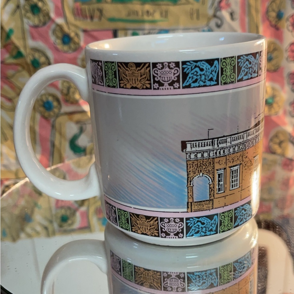 Monticello Souvenir Mug - Picture 4 of 4